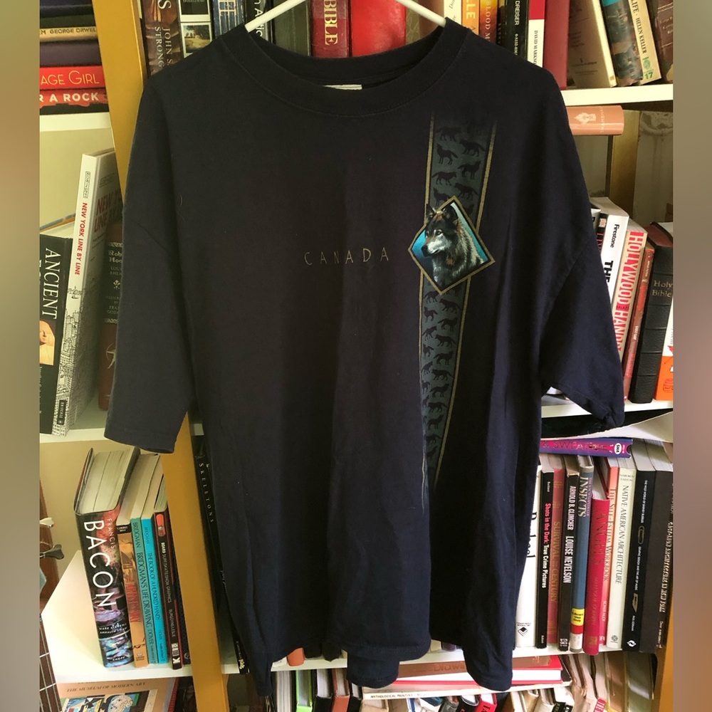 Vintage Canada Wolf Tee Shirt